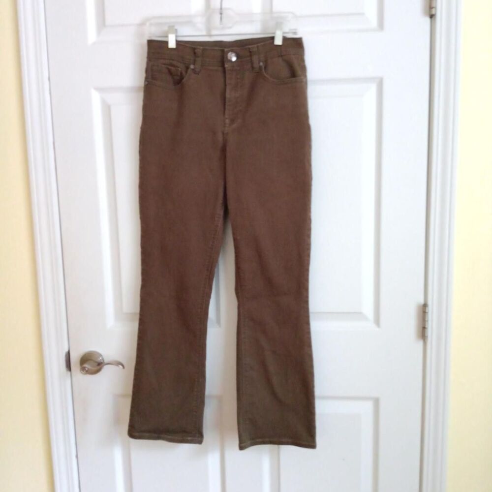 DG2 by Diane Gilman "The Shaper" brown stretch corduroy bootcut pants Size 8